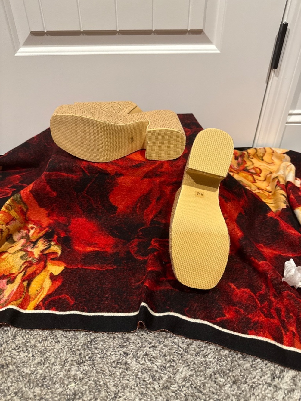 Women’s Platform Sandals - Picture 4 of 4